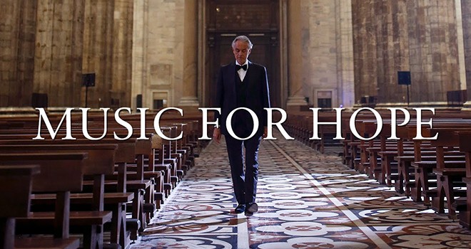 Andrea Bocelli'den sıradışı bir performans