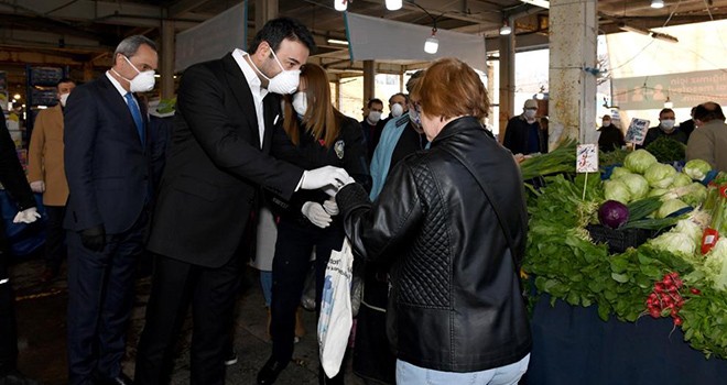 Başkan Rıza Akpolat Cumartesi Pazarı’nda denetime çıktı!