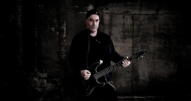 Ferit Tunçer’den metal-rock soundunu özleyenler için yeni şarkı: Değişmeli