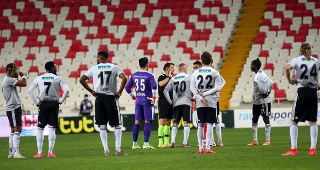 Spor yazarlarından Beşiktaş yorumları