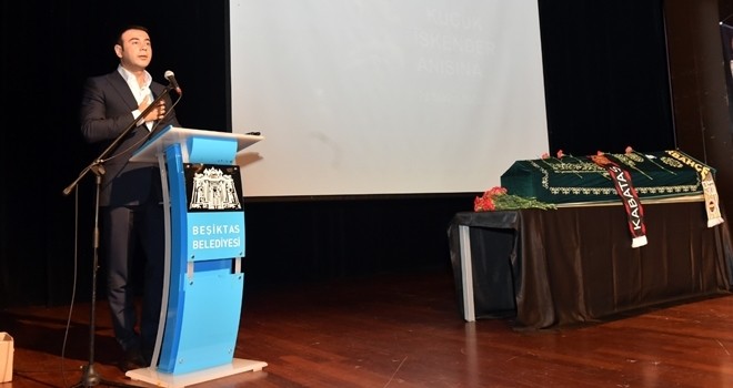 Şair Küçük İskender Beşiktaş’tan sonsuzluğa uğurlandı