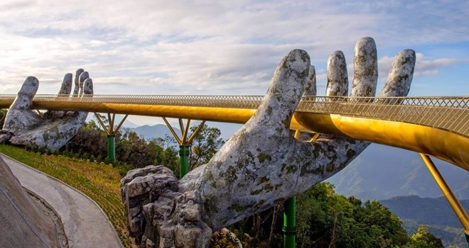 Dünyanın en ilginç yaya köprüleri