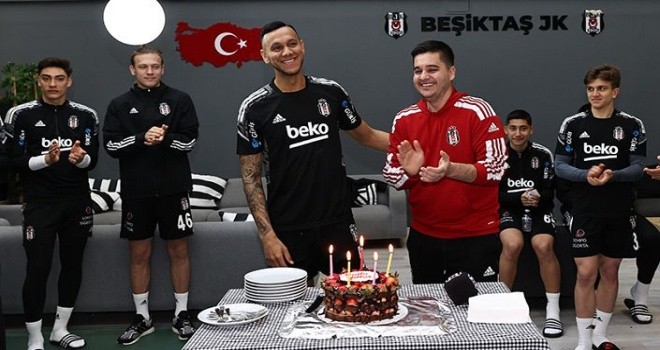 Josef'in Doğum Gününü Kutladılar