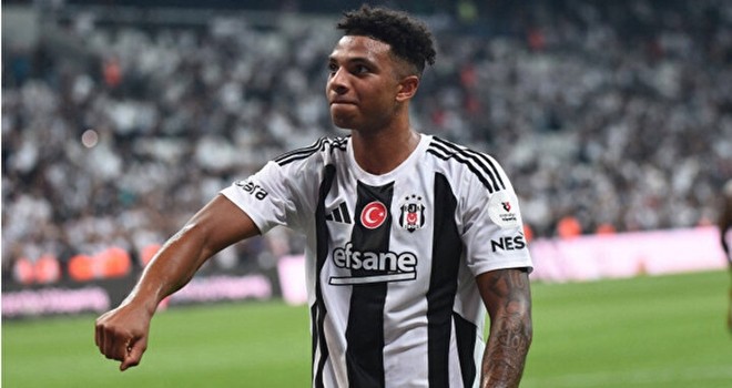 Beşiktaş'ta yaprak dökümü!