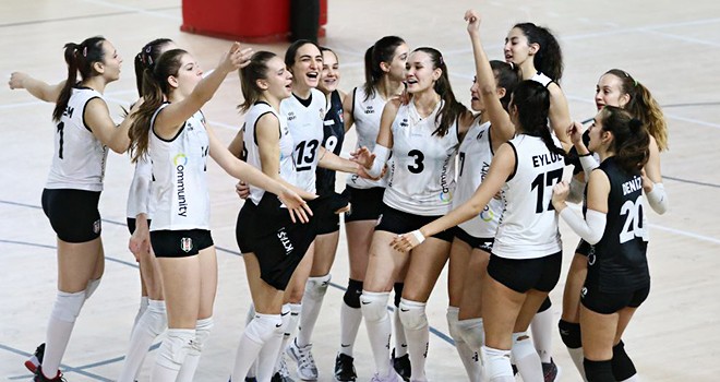 Beşiktaş Kadın Voleybol Takımı galip geldi
