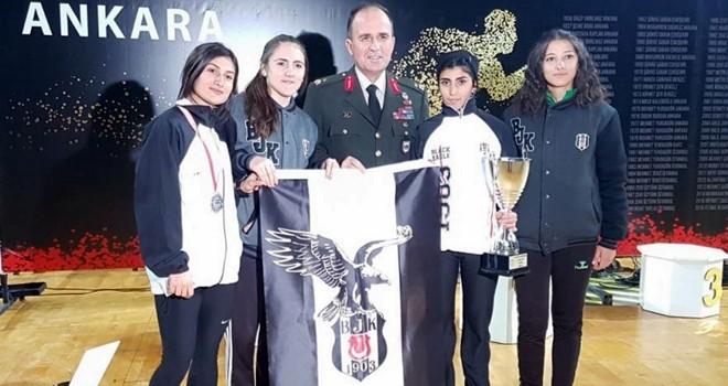 Beşiktaş Atletizm Takımından birincilik