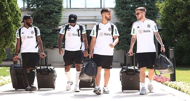 Beşiktaş hazırlık için İspanya'ya gitti