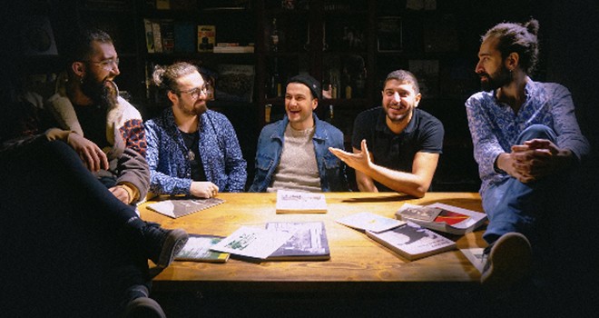 Nasıl Derler Bilirsin'den Sevmiş Gibi