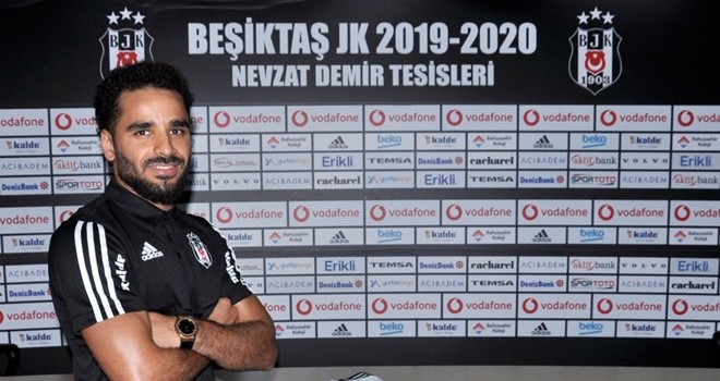 Beşiktaş yeni transferini açıkladı