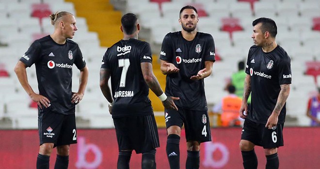 Beşiktaş, Göztepe’yi ağırlıyor