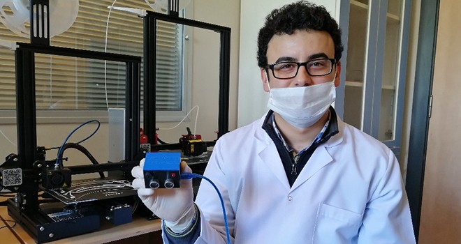 Beşiktaş'taki meslek lisesinde sosyal mesafe cihazı geliştirildi