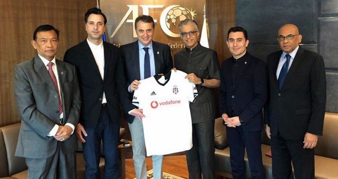 Orman, Asya Futbol Konfederasyonu Başkanı ile buluştu