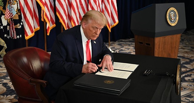 Trump'tan giderayak Türkiye'ye yaptırım