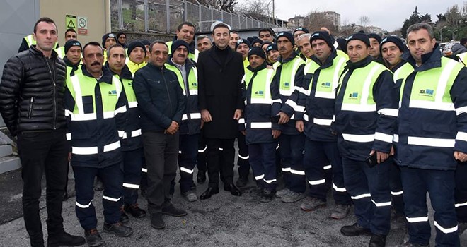 Personelin yeni yılını kutladı