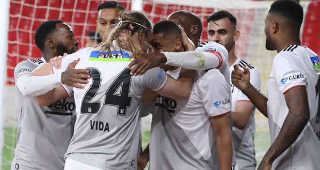 Şampiyon Beşiktaş!