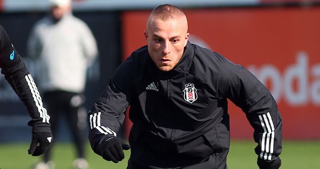 Gökhan Töre tedavi altında