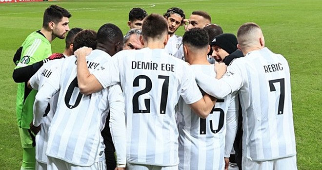 Spor yazarlarından Beşiktaş sözleri!