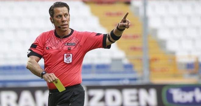 Derbinin hakemi Fırat Aydınus