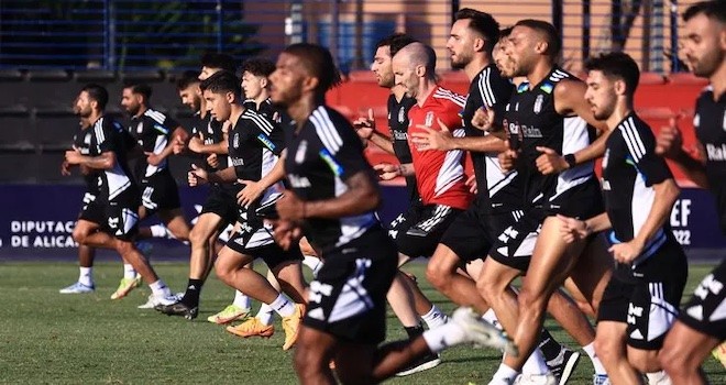Beşiktaş - Alaves mücadelesi başlıyor