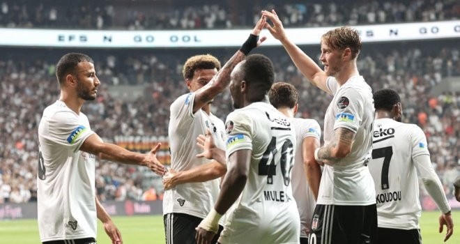 Heyecan artıyor! Dev derbiye geri sayım başladı! Beşiktaş - Fenerbahçe karşı karşıya!