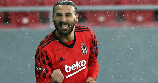 Beşiktaş'ta gündem Cenk Tosun! Milli futbolcunun transferini bitirdi mi?..
