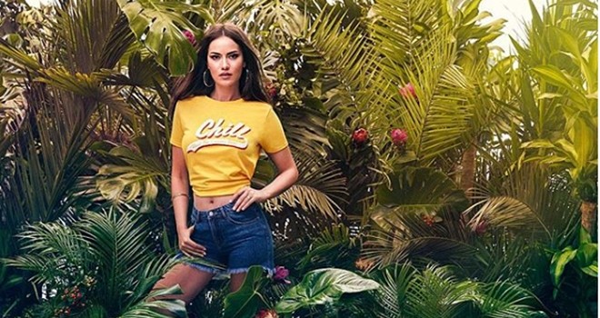 Fahriye Evcen’den rengarenk tanıtım