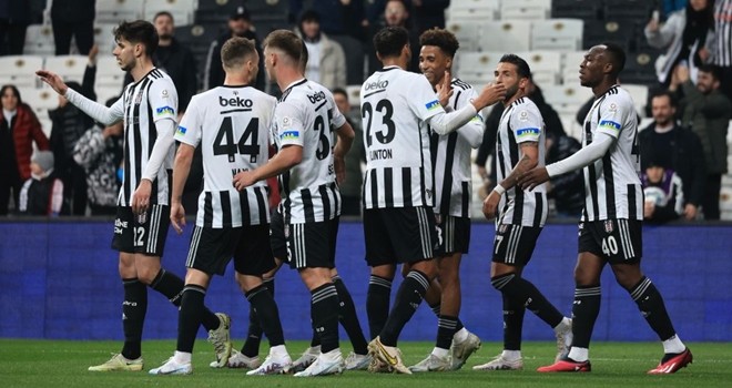 Spor yazarlarından Beşiktaş sözleri!