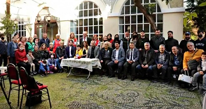 Kızılay'dan Beşiktaş Rum Ortodoks Kilisesi Vakfı avlusunda ramazan kolileri