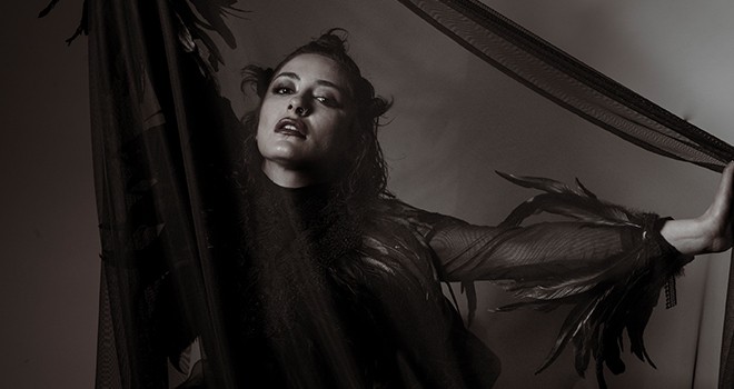 Melek Mosso'dan Unutan Kazanır tüm dijital platformlarda