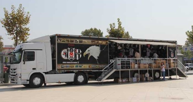 Kartal Yuvası’nın Mobil Tırı Barbaros Meydanı'nda