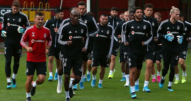 Kartal, ava çıkıyor