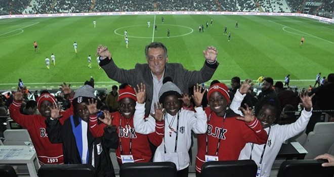 Başkan Çebi, Masaka Kids Dans Topluluğu ile buluştu