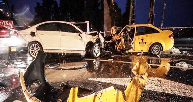 Beşiktaş'ta feci kaza bir kişi hayatını kaybetti