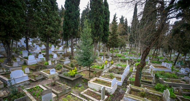 İstanbul'da mezar fiyatlarına zam geldi
