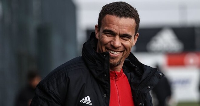 Beşiktaş'ta yeni yönetimin ilk toplantısı Valerien Ismael ile