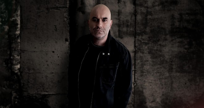 Ferit Tunçer ilk solo albümü: Başka Zamanlara Serbest Düşüş