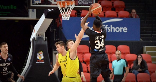 Oostende:66 Beşiktaş Sompo Japan:73