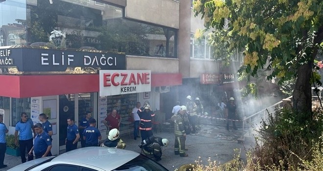 Beşiktaş’ta 5 katlı binanın bodrumunda yangın, elektrik hatlarında patlama