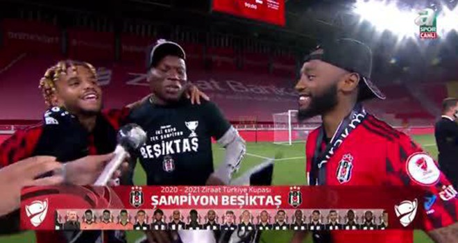 Röportajda renkli anlar ekran başındaki taraftarları gülümsetti