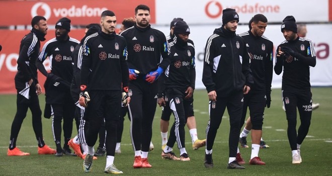 Beşiktaş'ta ara transfer döneminde 5 ayrılık