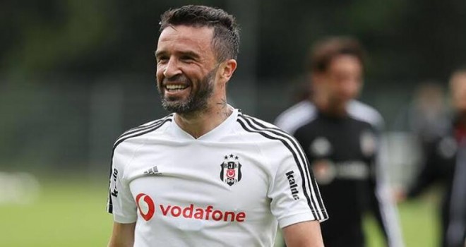 Beşiktaş'ta devam edecek