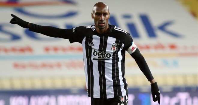 Galibiyetin baş rolü Atiba'nın!