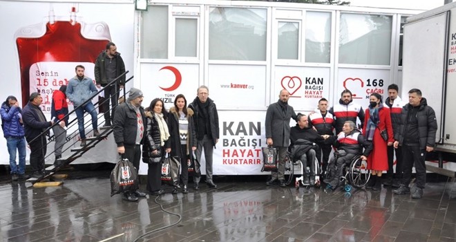 Beşiktaş Tekerlekli Sandalye Basketbol Takımı'ndan kan bağışı