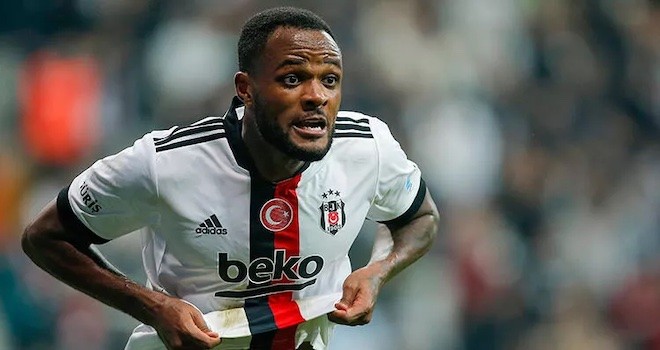 Cyle Larin pazarlığı sürüyor