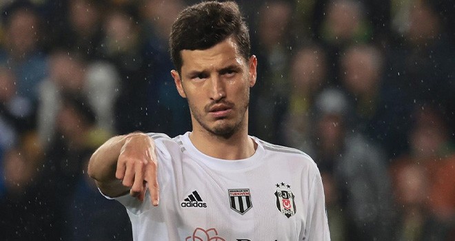 Beşiktaş'ta Salih Uçan gelişmesi!