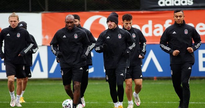 Hazırlıklar sürüyor