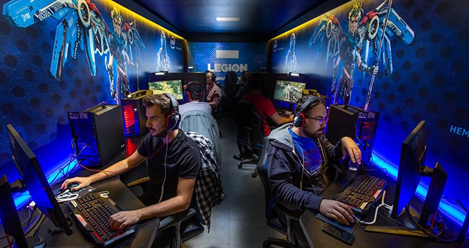 Gezici oyun üssü 12 farklı şehirde