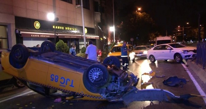 Taksi takla attı 2 kişi yaralandı