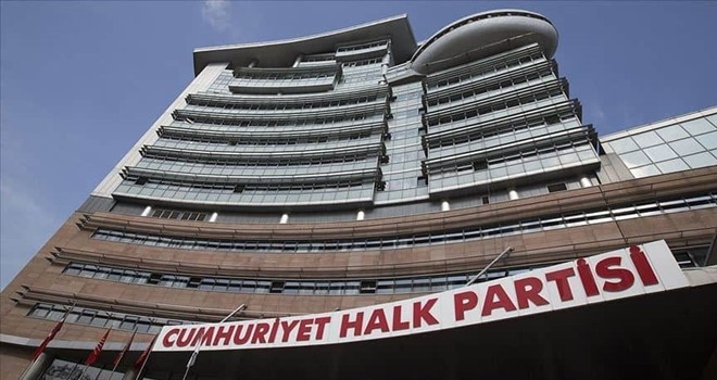 CHP milletvekili aday listesini YSK'ye teslim etti