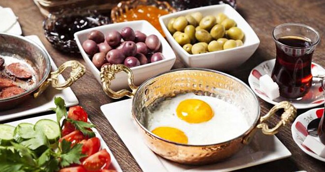 Ramazan'da  sağlıklı ve doğru beslenme